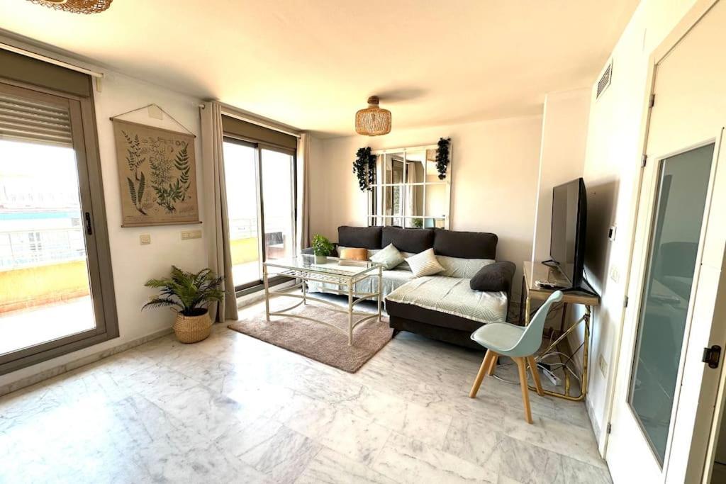 Atico Puerto Marina 2 Hab Con Piscina, 500M De La Plata Apartment Torremolinos Ngoại thất bức ảnh