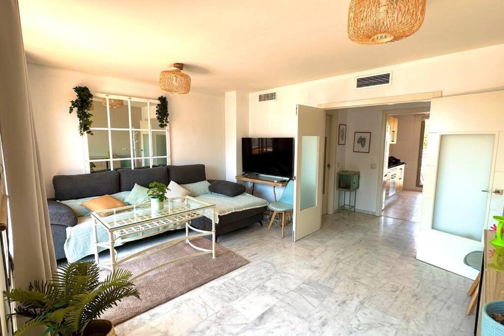 Atico Puerto Marina 2 Hab Con Piscina, 500M De La Plata Apartment Torremolinos Ngoại thất bức ảnh
