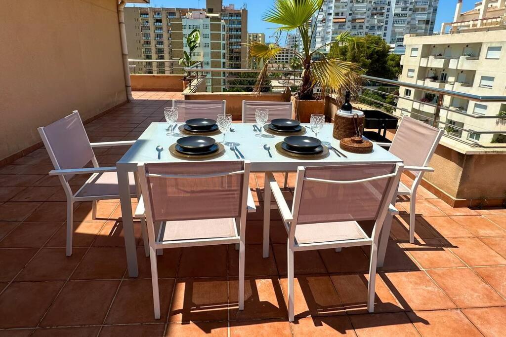 Atico Puerto Marina 2 Hab Con Piscina, 500M De La Plata Apartment Torremolinos Ngoại thất bức ảnh