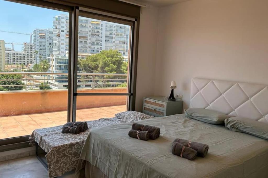 Atico Puerto Marina 2 Hab Con Piscina, 500M De La Plata Apartment Torremolinos Ngoại thất bức ảnh